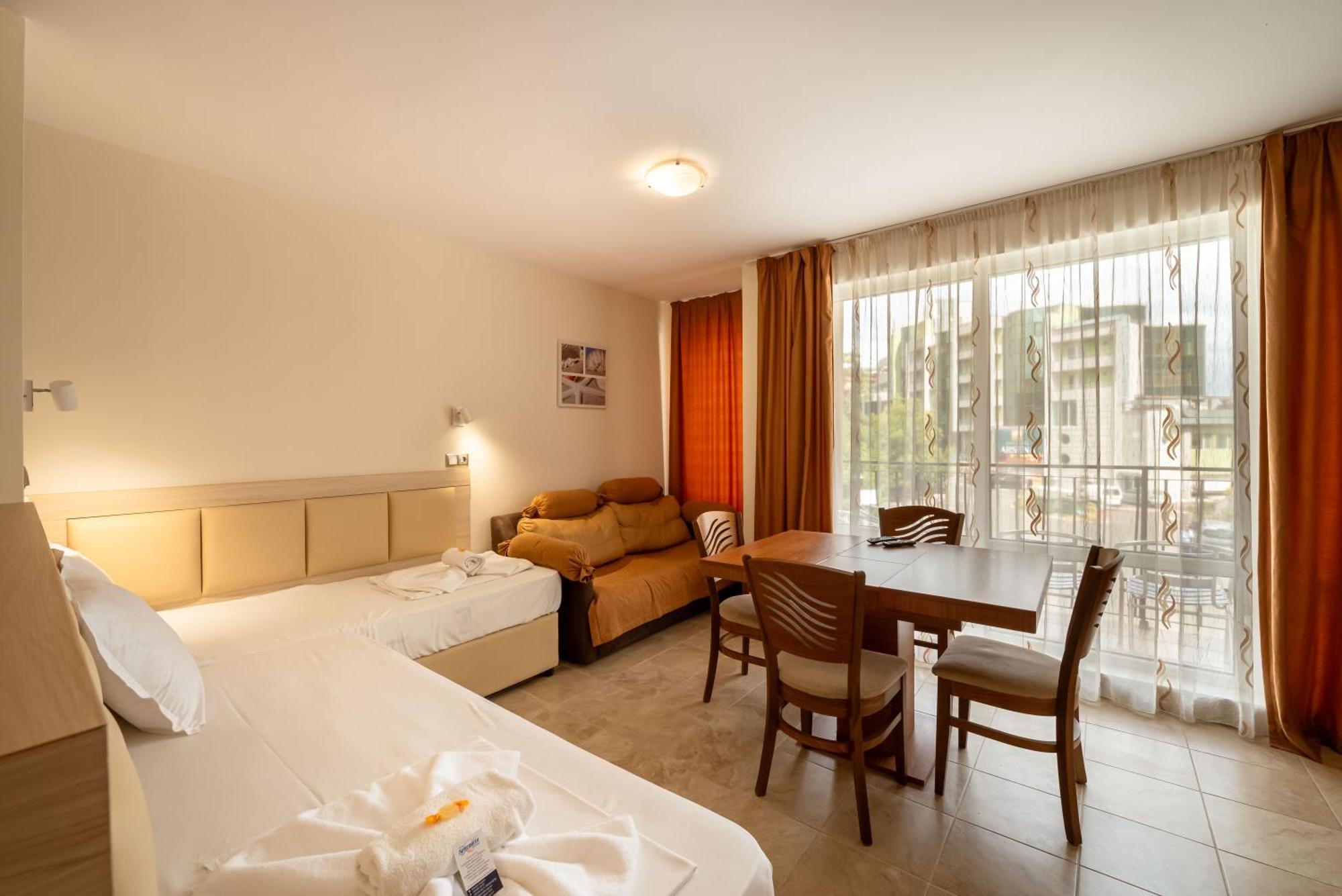 Perla Apartments Νεσέμπαρ Εξωτερικό φωτογραφία